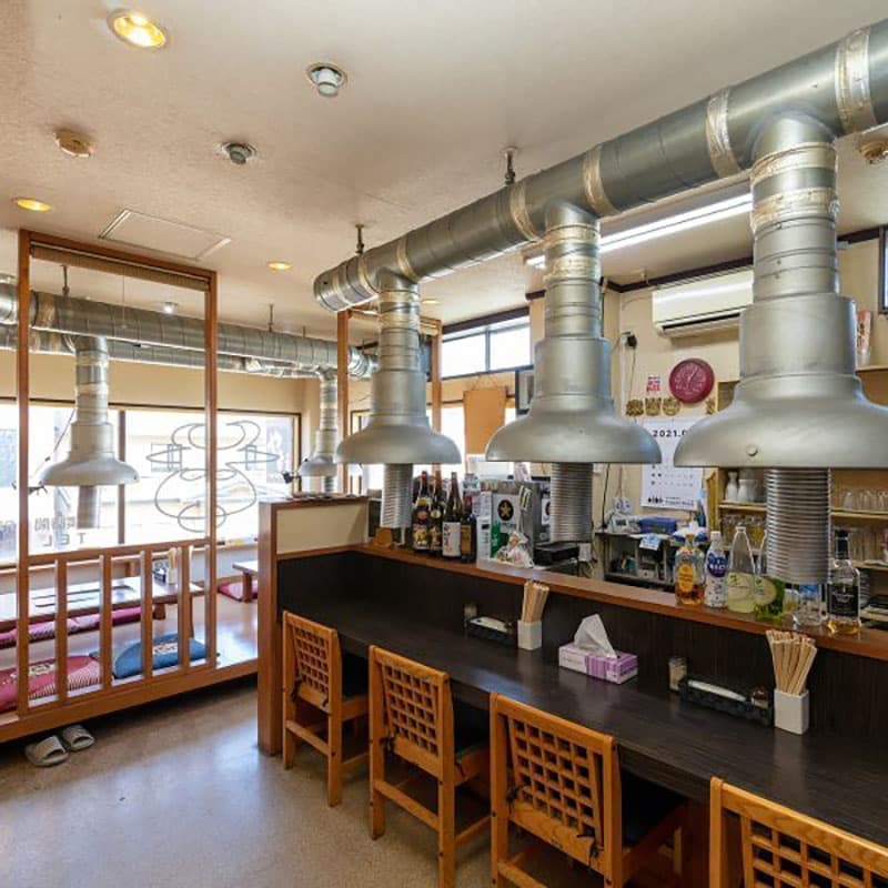 炭火焼肉やまも