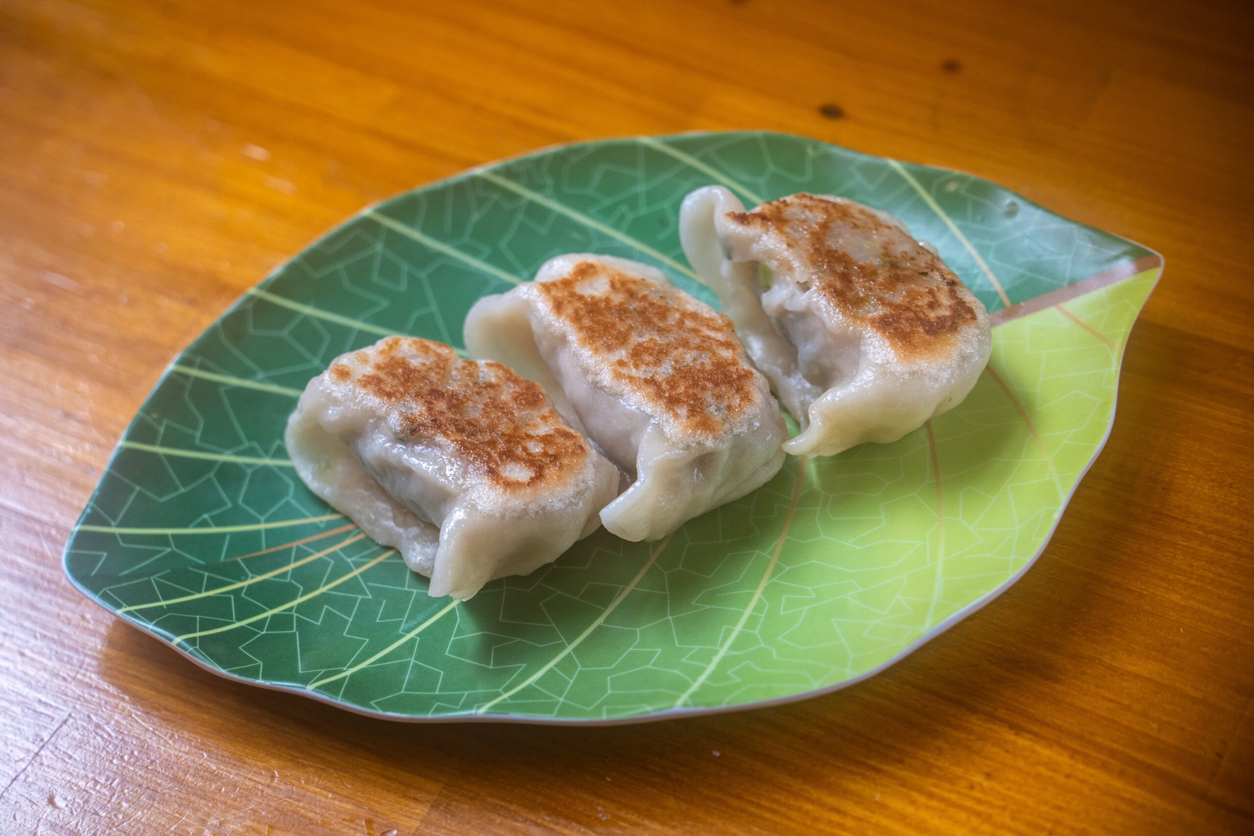 無国籍料理とお酒TONAKAI