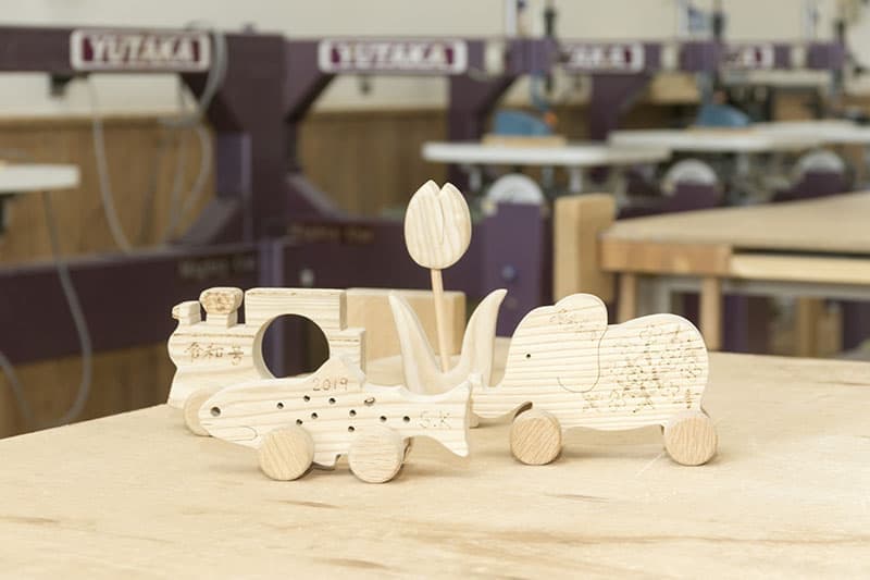 果夢林の館クラフト体験工房(道の駅おんねゆ温泉内)